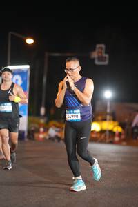 BIB: 45100, 44990
                            <button type="button" onclick="openModal(23233038)" class="btn btn-primary btn-sm float-right btn-popup" data-toggle="modal" data-target=".modal-high-quality">
                        <i class="fas fa-shopping-cart"></i> Add to Cart
                    </button>
                                            <button type="button" onclick="isThisMe(23233038, true)" class="btn btn-success btn-sm float-right btn-popup btn-isme hidden" data-toggle="tooltip" data-placement="bottom" title="นี่คือรูปของคุณใช่ไหม คลิกที่นี่เพื่อเอาเข้าอัลบั้ม">
                        <i class="fas fa-plus"></i> Add to album
                    </button>
                    <button type="button" onclick="isThisMe(23233038, false)" class="btn btn-warning btn-sm float-right btn-popup btn-isnotme hidden">
                        <i class="fas fa-ban"></i> Remove from album
                    </button>